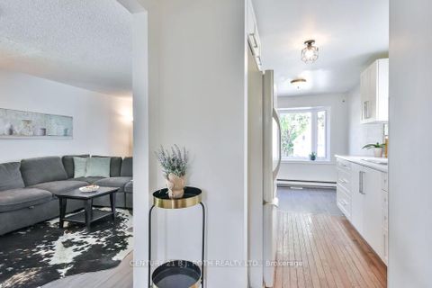 Photo 4 at 60 Corbett Drive, Grove East, Barrie