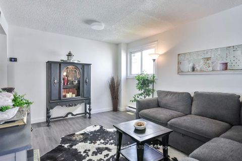 Photo 7 at 60 Corbett Drive, Grove East, Barrie