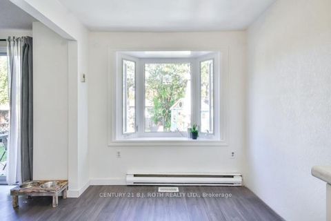 Photo 9 at 60 Corbett Drive, Grove East, Barrie