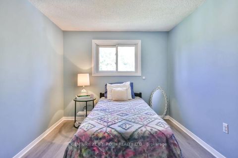 Photo 16 at 60 Corbett Drive, Grove East, Barrie