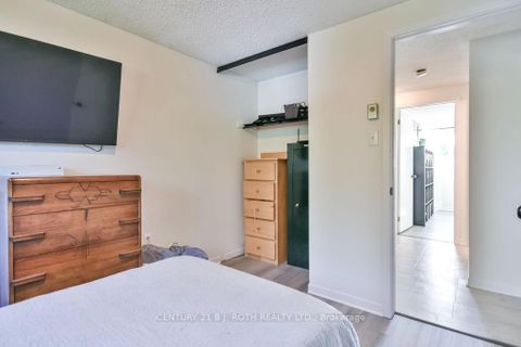 Photo 19 at 60 Corbett Drive, Grove East, Barrie