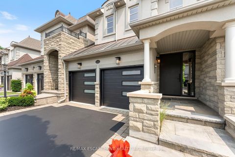 Photo 1 at 3143 Watercliffe Court, BC Bronte Creek, Oakville