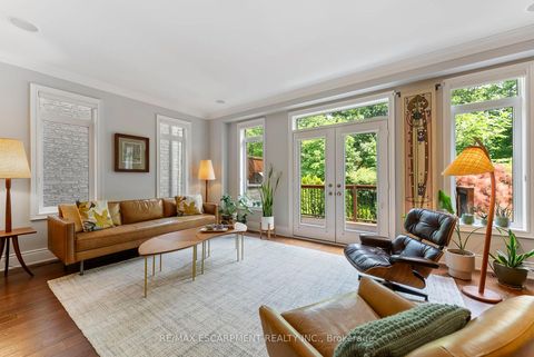 Photo 6 at 3143 Watercliffe Court, BC Bronte Creek, Oakville