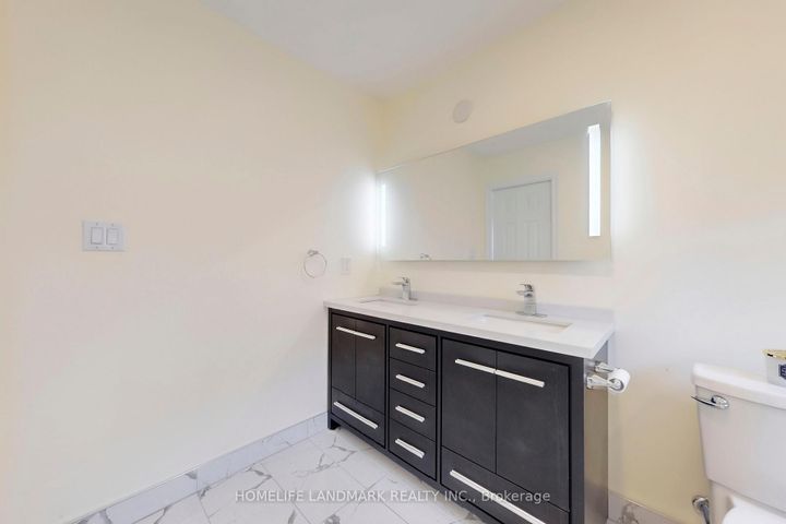 Photo 24 at 2587 Credit Valley Road, Central Erin Mills, Mississauga