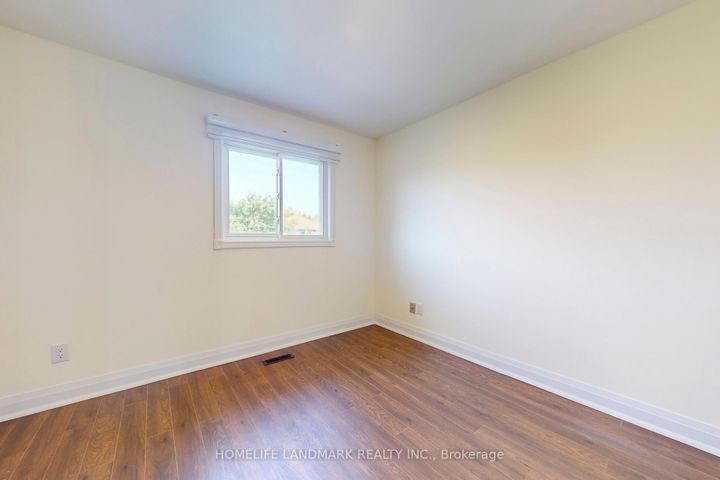 Photo 26 at 2587 Credit Valley Road, Central Erin Mills, Mississauga