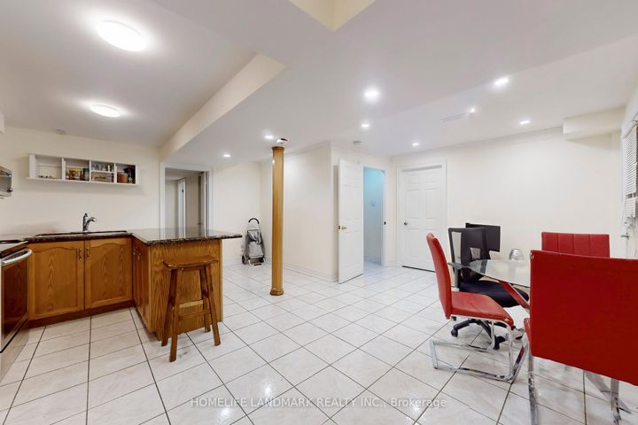 Photo 39 at 2587 Credit Valley Road, Central Erin Mills, Mississauga