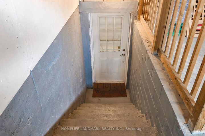 Photo 46 at 2587 Credit Valley Road, Central Erin Mills, Mississauga