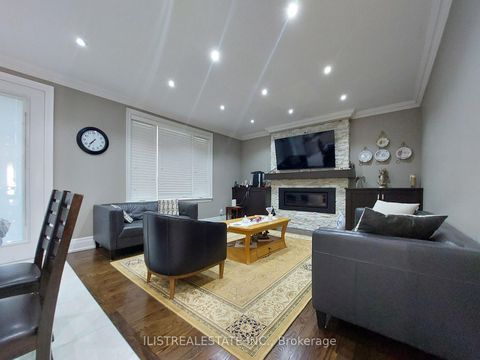 Photo 12 at 59 Princemere Crescent, Maryvale, Toronto
