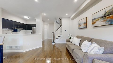 Photo 6 at 60 Nottingham Drive, Westbrook, Richmond Hill Photo 6 at 60 Nottingham Drive, Westbrook, Richmond Hill
