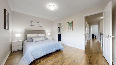 Photo 16 at 60 Nottingham Drive, Westbrook, Richmond Hill