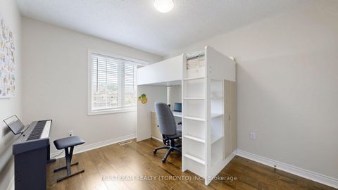 Photo 24 at 60 Nottingham Drive, Westbrook, Richmond Hill