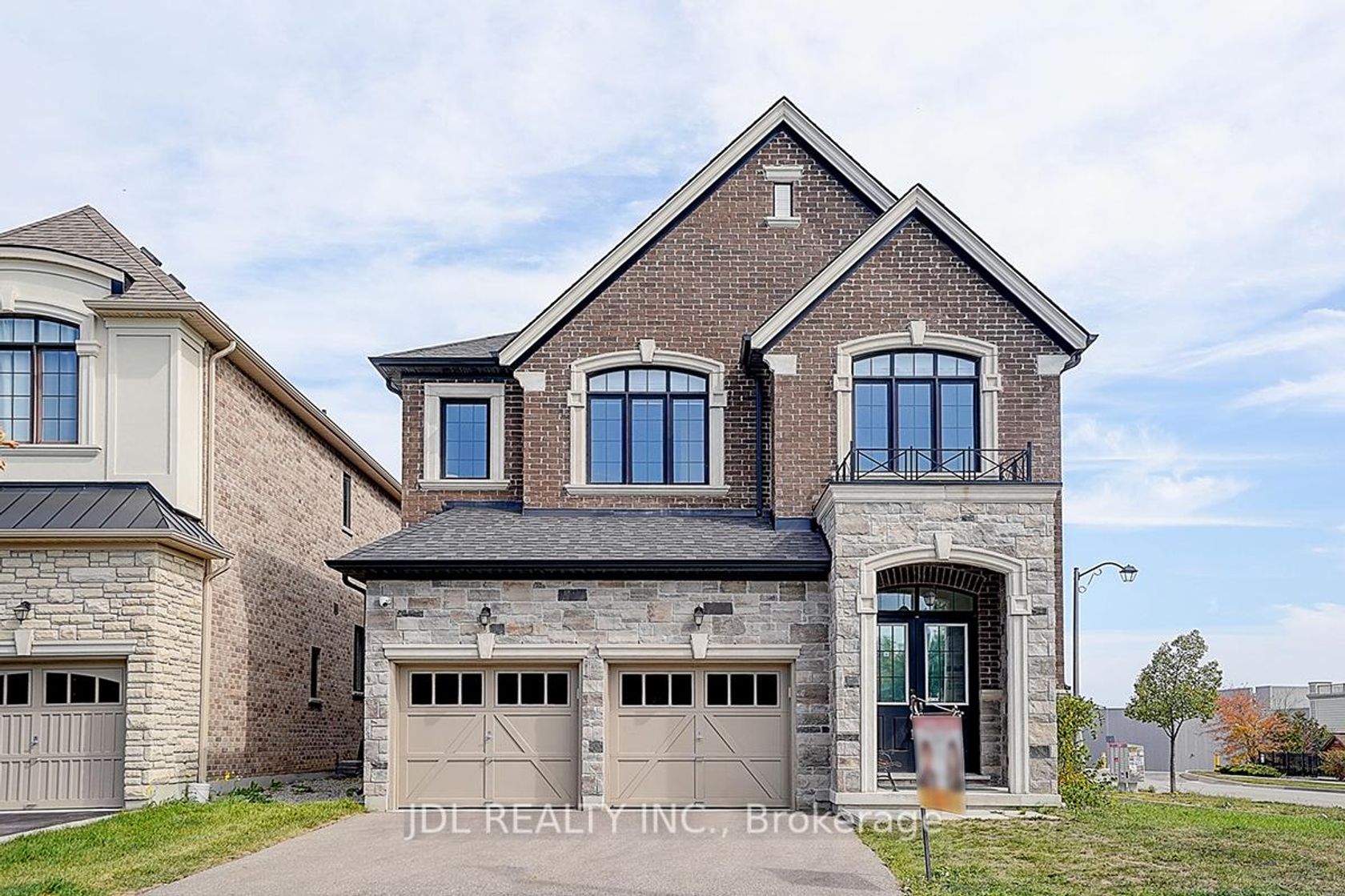 1 Alex Black Street, Patterson, Vaughan 