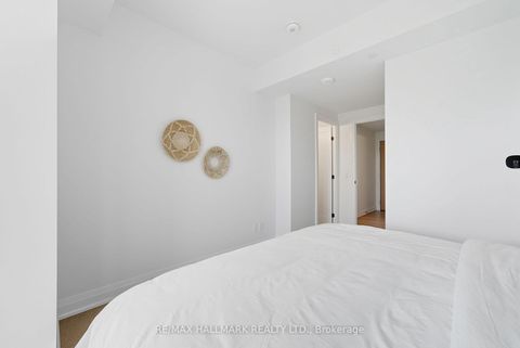 Photo 18 at 513 - 2369 Danforth Avenue, Danforth, Toronto
