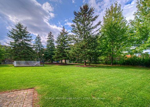 Photo 6 at 103 - 1071 Queens Avenue, CP College Park, Oakville