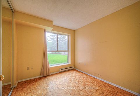 Photo 9 at 103 - 1071 Queens Avenue, CP College Park, Oakville
