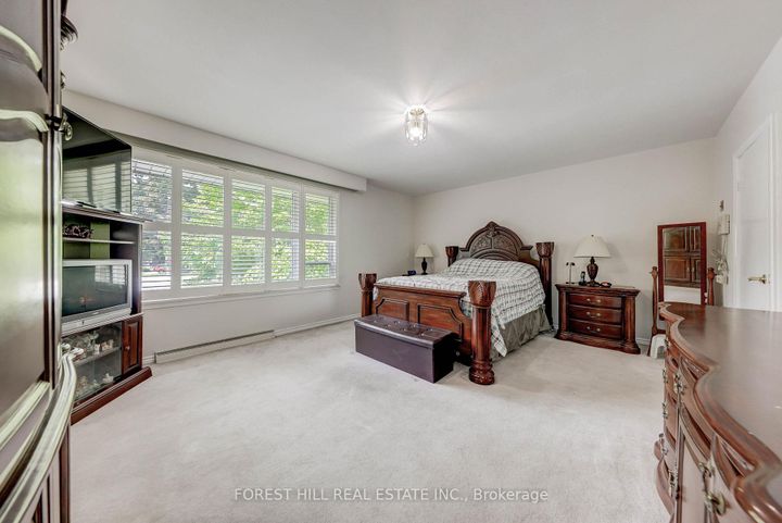 Photo 18 at 89 Portage Avenue, Pelmo Park W4, Toronto