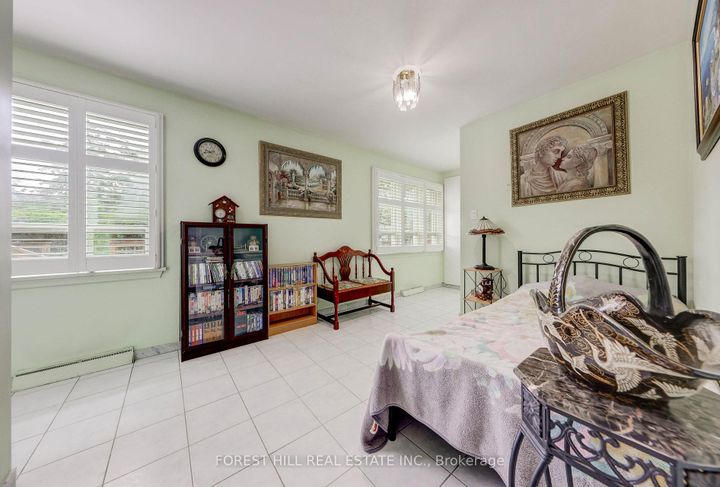 Photo 25 at 89 Portage Avenue, Pelmo Park W4, Toronto