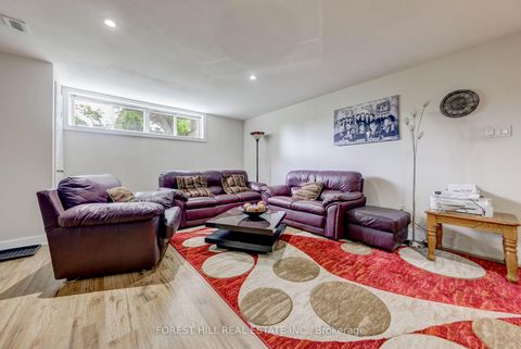 Photo 33 at 89 Portage Avenue, Pelmo Park W4, Toronto