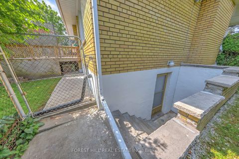 Photo 34 at 89 Portage Avenue, Pelmo Park W4, Toronto Photo 34 at 89 Portage Avenue, Pelmo Park W4, Toronto