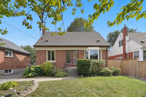 Photo 3 at 23 Scotswood Road, Maryvale, Toronto