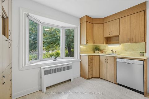 Photo 17 at 23 Scotswood Road, Maryvale, Toronto