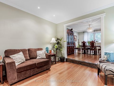 Photo 2 at 71 Satchell Boulevard, Centennial Scarborough, Toronto