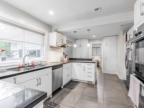 Photo 9 at 71 Satchell Boulevard, Centennial Scarborough, Toronto