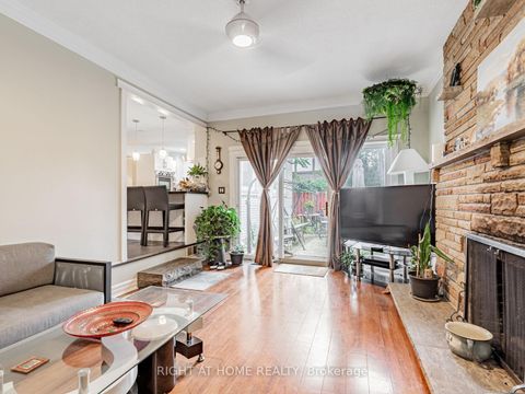 Photo 12 at 71 Satchell Boulevard, Centennial Scarborough, Toronto