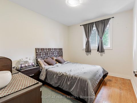Photo 22 at 71 Satchell Boulevard, Centennial Scarborough, Toronto