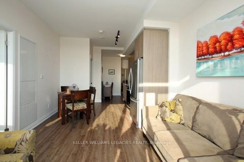 Photo 4 at 903 - 286 Main Street, Danforth, Toronto