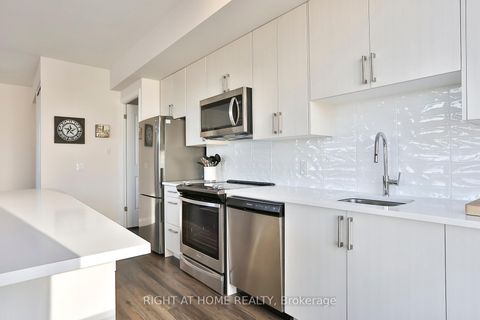 Photo 6 at 910 - 3655 Kingston Road, Scarborough Village, Toronto