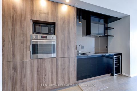 Photo 16 at 4201 - 70 Temperance Street, Bay Street Corridor, Toronto Photo 16 at 4201 - 70 Temperance Street, Bay Street Corridor, Toronto