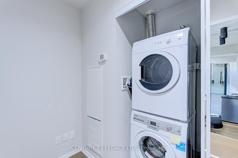 Photo 27 at 4201 - 70 Temperance Street, Bay Street Corridor, Toronto Photo 27 at 4201 - 70 Temperance Street, Bay Street Corridor, Toronto