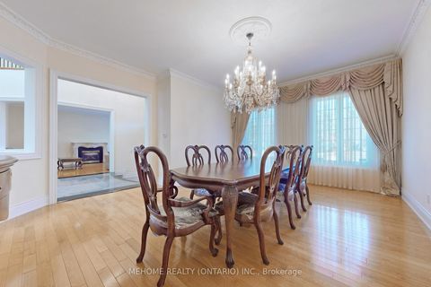 Photo 8 at 361 Spring Garden Avenue, Willowdale East, Toronto