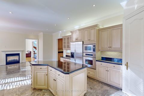 Photo 12 at 361 Spring Garden Avenue, Willowdale East, Toronto