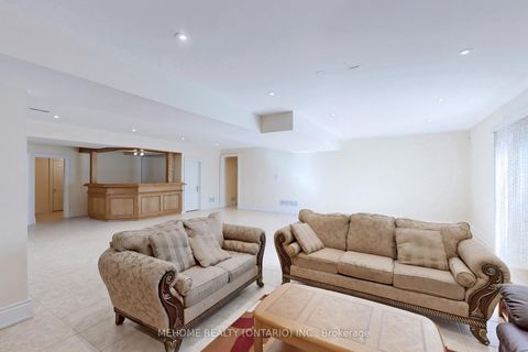 Photo 34 at 361 Spring Garden Avenue, Willowdale East, Toronto