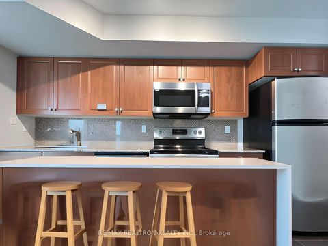 Photo 5 at 969 - 209 Fort York Boulevard, Niagara, Toronto