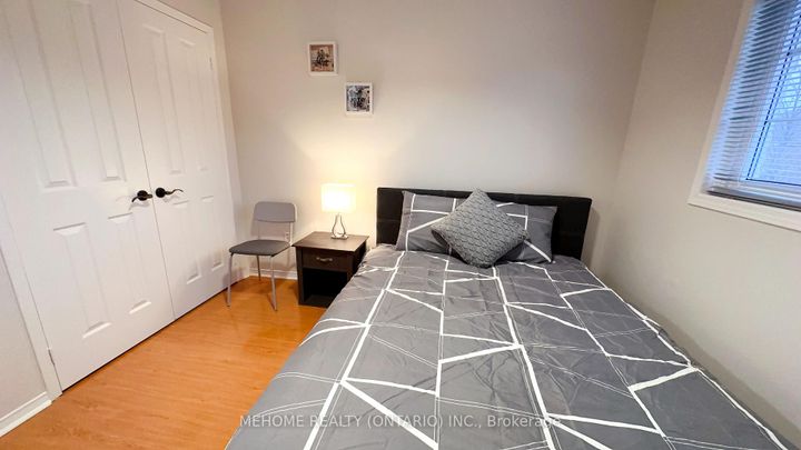 Photo 16 at 15 Catherina Street, Berczy, Markham