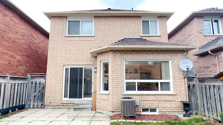 Photo 28 at 15 Catherina Street, Berczy, Markham