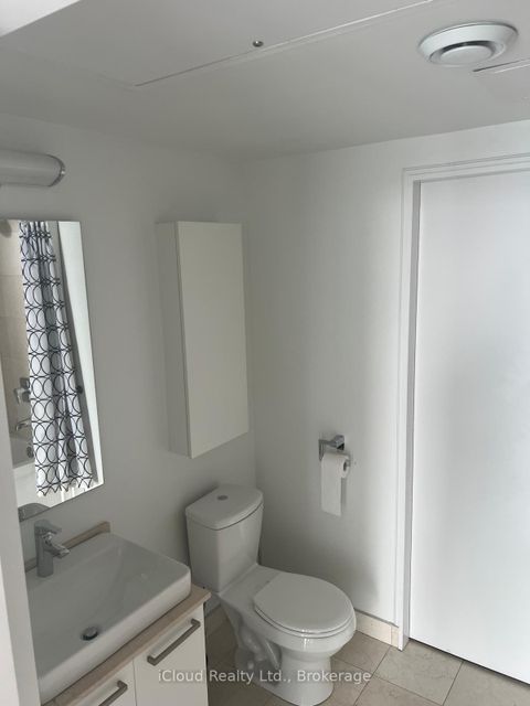 Photo 8 at 1203 - 12 York Street, Waterfront Communities C1, Toronto
