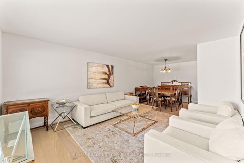 Photo 18 at 92 Elise Terrace, Newtonbrook West, Toronto