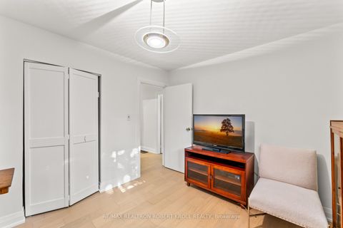 Photo 24 at 92 Elise Terrace, Newtonbrook West, Toronto