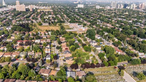 Photo 39 at 92 Elise Terrace, Newtonbrook West, Toronto
