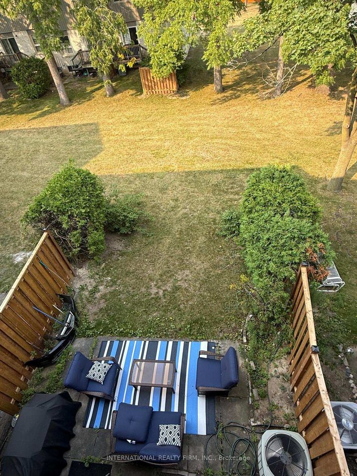 Photo 46 at 62 - 60 Hanson Road, Fairview, Mississauga
