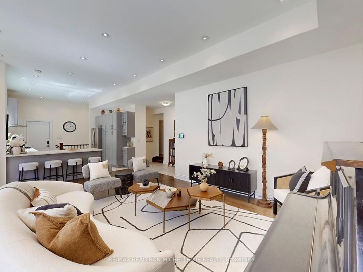 Photo 4 at 12 Addison Crescent, Don Mills, Toronto