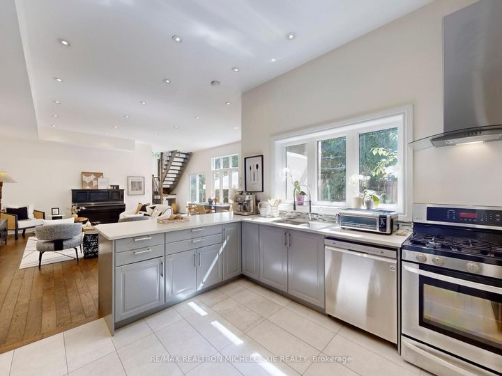 Photo 12 at 12 Addison Crescent, Don Mills, Toronto
