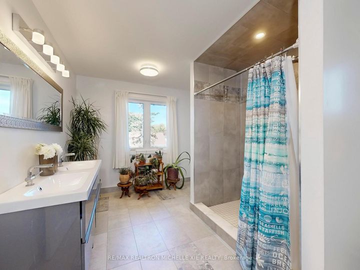 Photo 26 at 12 Addison Crescent, Don Mills, Toronto