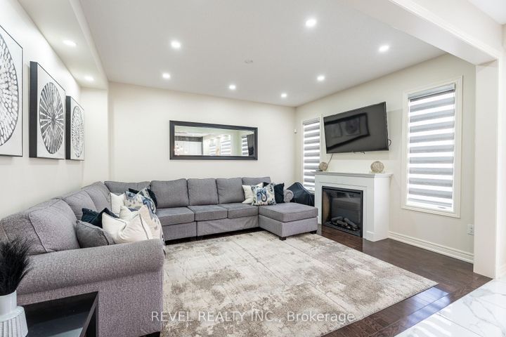 Photo 10 at 555 Veterans Drive, Northwest Brampton, Brampton