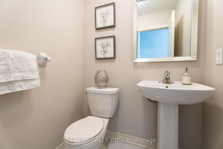 Photo 13 at 555 Veterans Drive, Northwest Brampton, Brampton