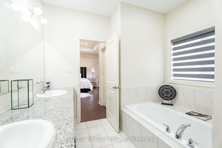 Photo 19 at 555 Veterans Drive, Northwest Brampton, Brampton